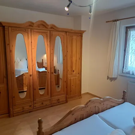 Haus Georg מאיירהופן